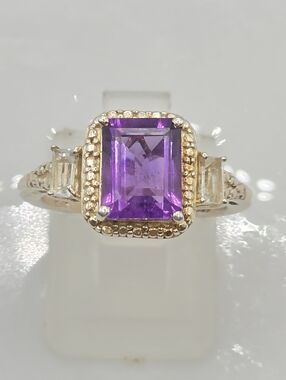 Stunning Estate Designer Signed African Amethyst And White Topaz Ring